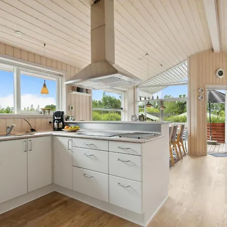 2 Bedroom Awesome In