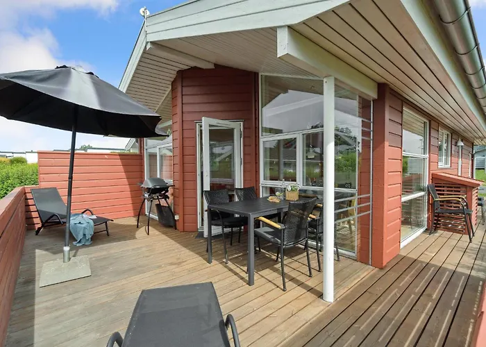 2 Bedroom Awesome In Tranekær