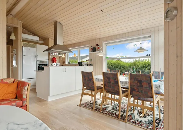 2 Bedroom Awesome In Сasa de vacaciones